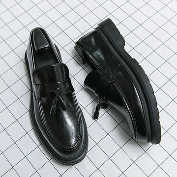 Riolio High quality black men's loafers, fashionable tassels, casual patent leather, wedding business dress shoes, plus size 46